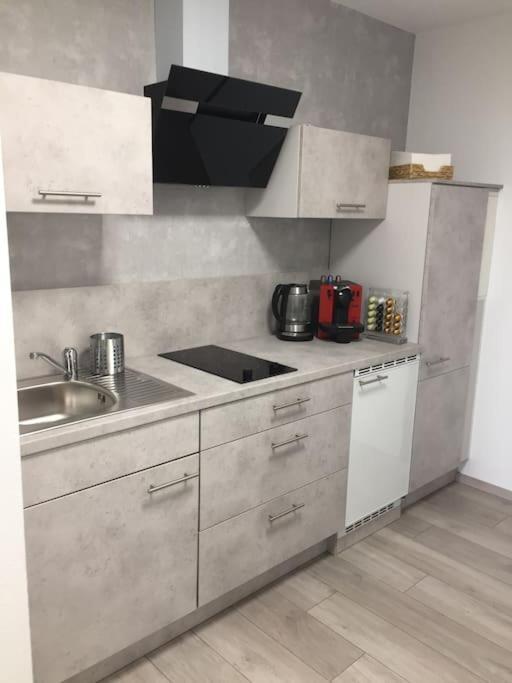 Modern Eingerichtetes Apartment Naehe Hauptbahnhof براونشفايغ المظهر الخارجي الصورة